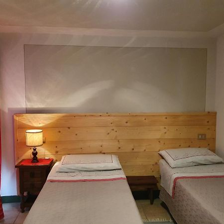 Malonno B&B Il Pettirosso מראה חיצוני תמונה