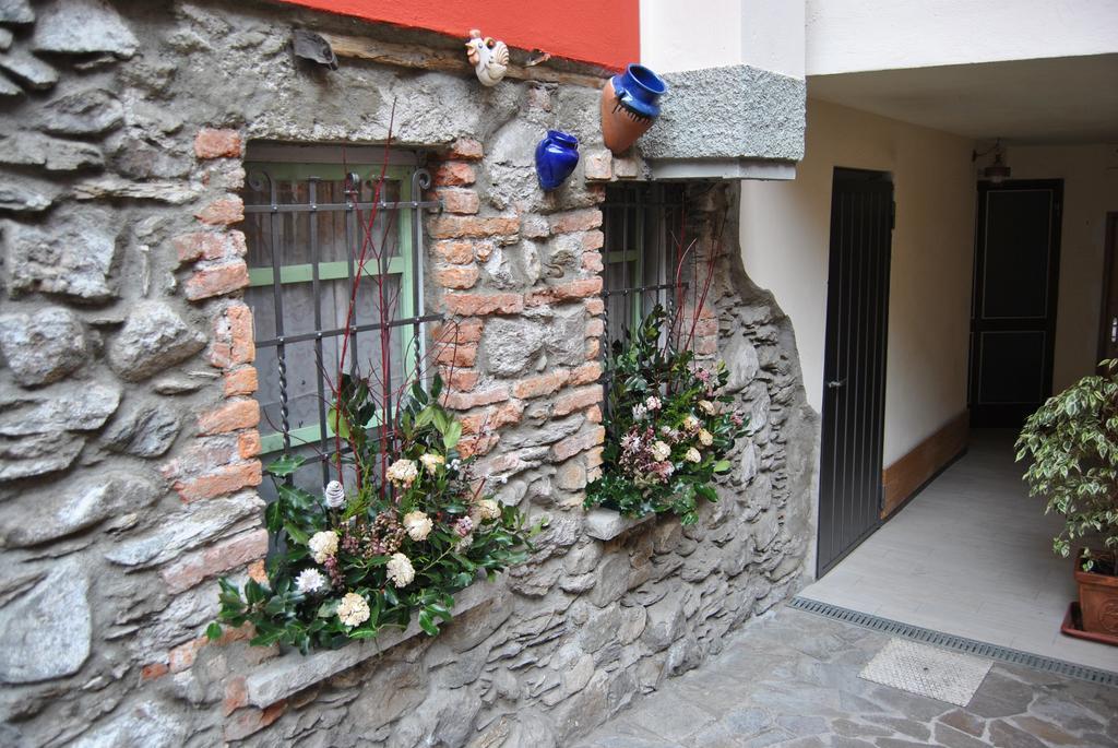 Malonno B&B Il Pettirosso מראה חיצוני תמונה