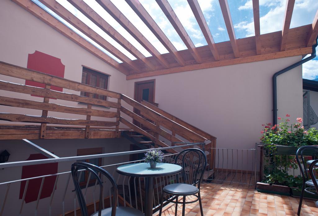 Malonno B&B Il Pettirosso מראה חיצוני תמונה